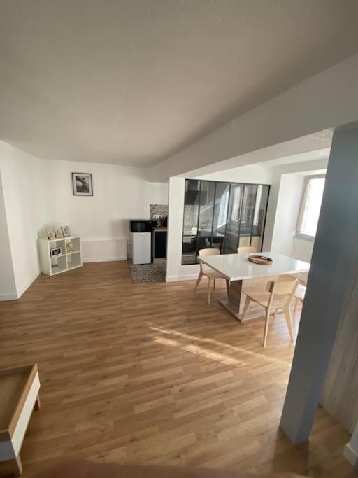 Appartement T2 Centre Ville Dole Exteriér fotografie